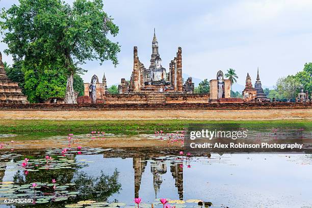buddha at sukhothai - sukhothai historical park stock pictures, royalty-free photos & images
