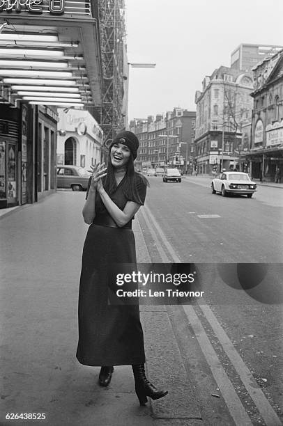 American actress Ali McGraw during rehearsals for the premiere of the film 'Love Story' at the Odeon Leicester Square, London, 7th March 1971.