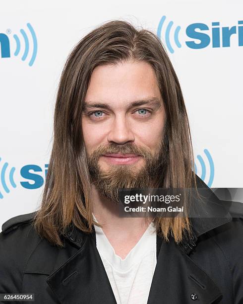 Actor Tom Payne visits the SiriusXM Studio on November 29, 2016 in New York City.