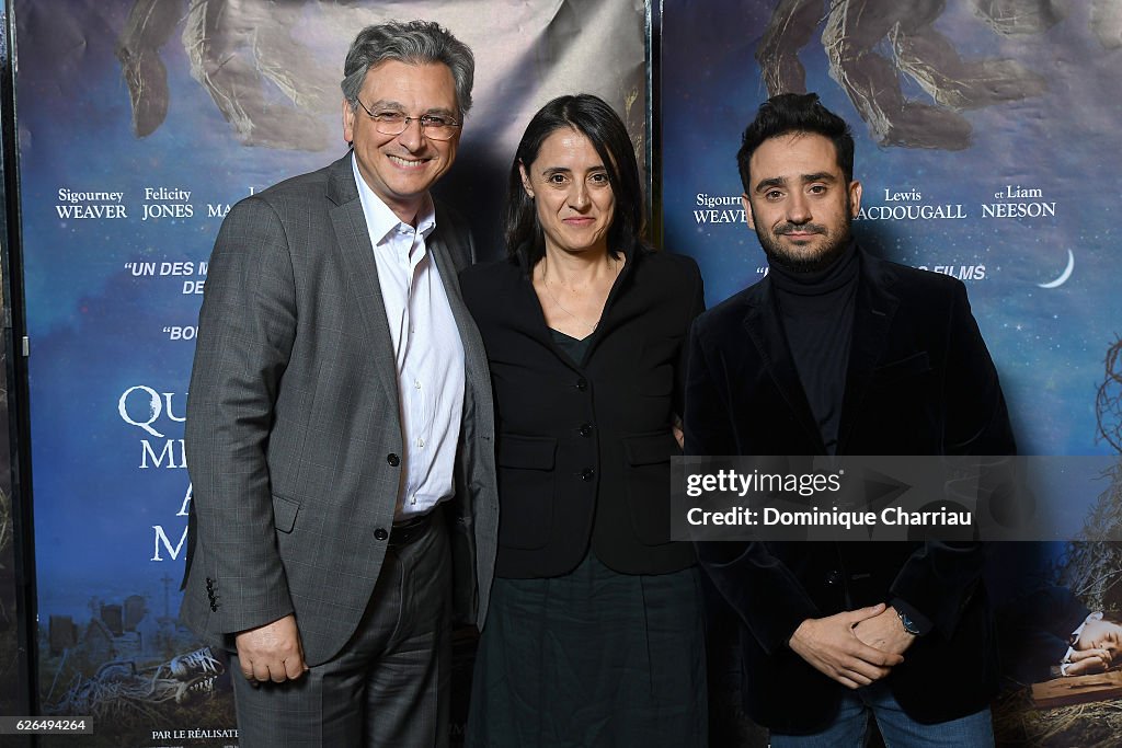 "Quelques Minutes Apres Minuit" Paris Premiere At UGC Cine Cite Les Halles