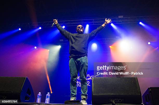 Schoolboy Q performs at Zenith de Paris on November 29, 2016 in Paris, France.