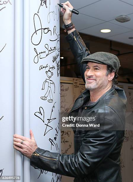 Scott Patterson appears to promote "Gilmore Girls: A Year In The Life" during the AOL BUILD Series at AOL HQ on November 29, 2016 in New York City.