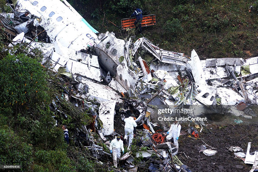 Chapecoense Airplane Crashes in Colombia