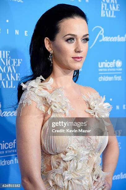 Goodwill Ambassador and Audrey Hepburn Humanitarian Award Honoree Katy Perry attends the 12th annual UNICEF Snowflake Ball at Cipriani Wall Street on...