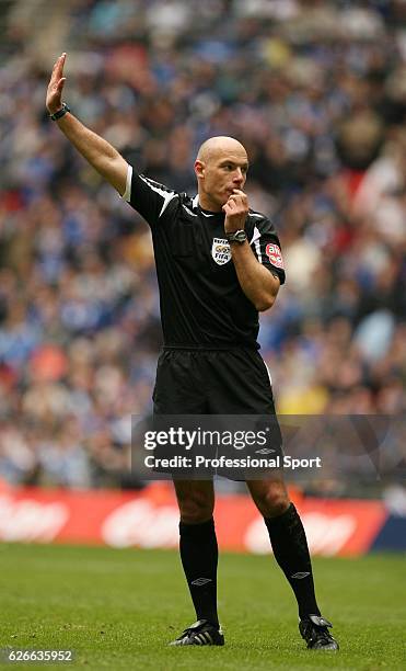 Referee Howard Webb during the FA Cup semi-final match between West Bromwich Albion and Portsmouth at Wembley Stadium on April 5, 2008 in London,...