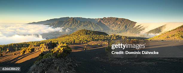 view of "cumbre nueva" mountains (la palma island. canaries. spain) - la palma islas canarias stock pictures, royalty-free photos & images