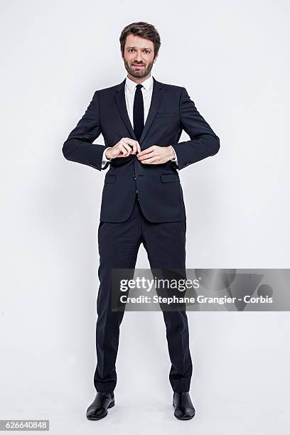 Journalist Antoine Genton poses during a photo-shoot in Boulogne Billancourt on September 22 , 2016 in Boulogne Billancourt, France.