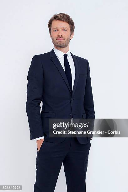 Journalist Antoine Genton poses during a photo-shoot in Boulogne Billancourt on September 22 , 2016 in Boulogne Billancourt, France.