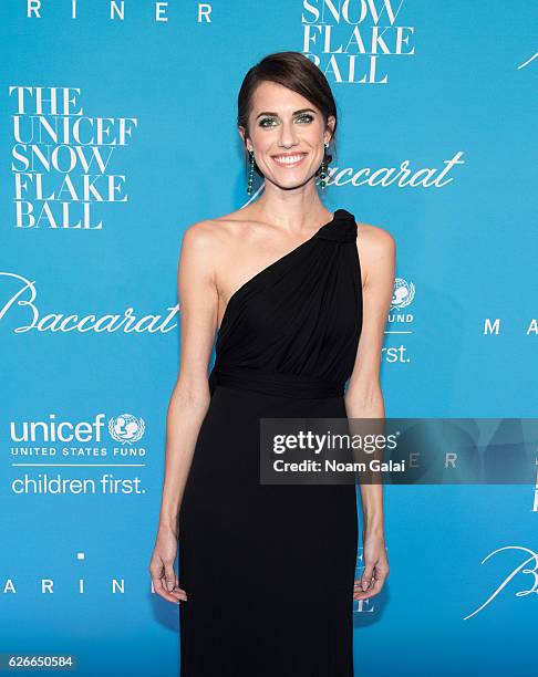 Actress Allison Williams attends the 12th Annual UNICEF Snowflake Ball at Cipriani Wall Street on November 29, 2016 in New York City.