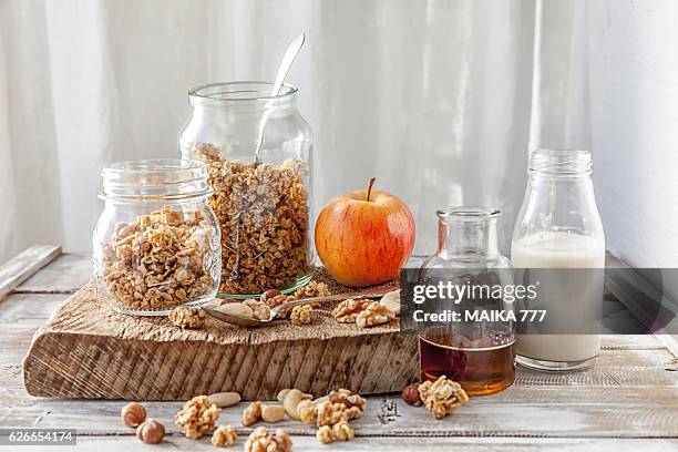 homemade granola - sweet jar stock pictures, royalty-free photos & images