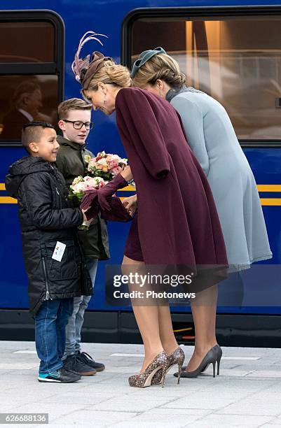 State visit of King Philippe and Queen Mathilde to the Netherlands. Visit of Queen Mathilde and Maxima to station Openbaar Vervoer Terminal project...