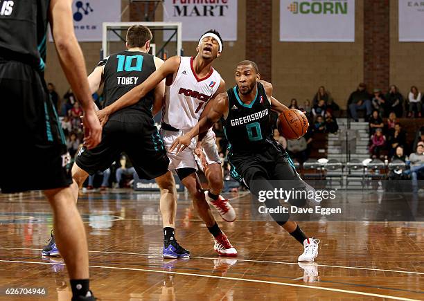 Rasheed Sulaimon from the Greensboro Swarm handles the ball against the Sioux Falls Skyforce at the Sanford Pentagon November 29, 2016 in Sioux...