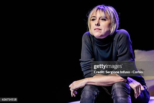 Italian television presenter Nadia Toffa is a guest of the show 'Sottosopra': Roberto Saviano Meets The Audience on November 28, 2016 in Milan, Italy.