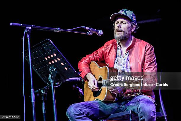 Italian singer-songwriter Jovanotti is a guest of the show 'Sottosopra': Roberto Saviano Meets The Audience on November 28, 2016 in Milan, Italy.