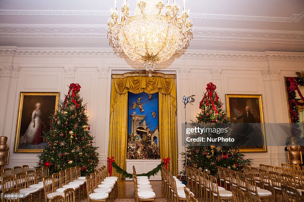 The White House Is Decorated For The 2016 Holiday Season