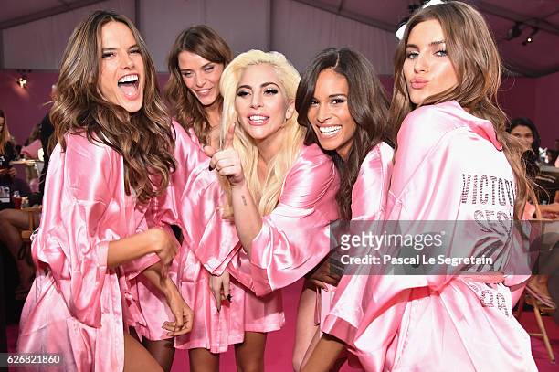 Alessandra Ambrosio Leomie Anderson, Lais Oliveira, Lady Gaga, Cindy Bruna and Valery Kaufman pose backstage prior to the Victoria's Secret Fashion...