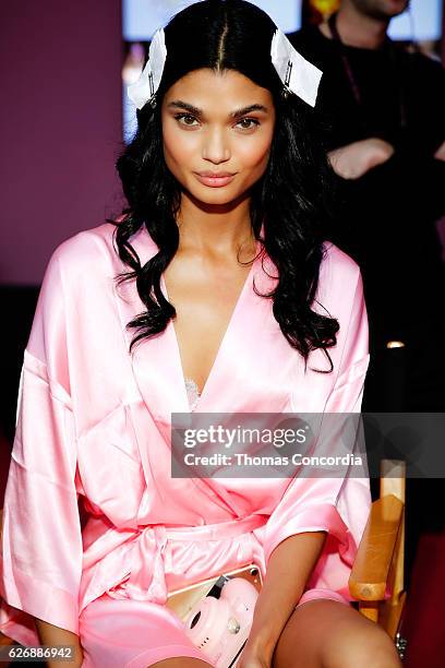 Daniela Braga prepares backstage before the 2016 Victoria's Secret Fashion Show in Paris on November 30, 2016 in Paris, France.