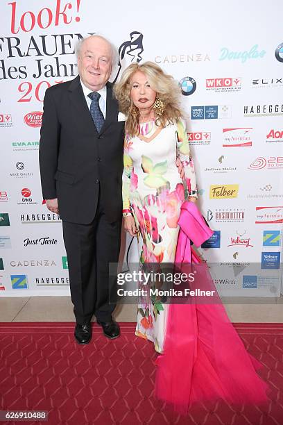 Jeannine and Friedrich Schiller attend the Look Women of the Year Awards at City Hall on November 30, 2016 in Vienna, Austria.