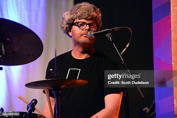 Actor Rainn Wilson from the TV show The Office performs onstage during Creed Bratton's benefit concert for Lide Haiti at the Regent Theater DTLA on...