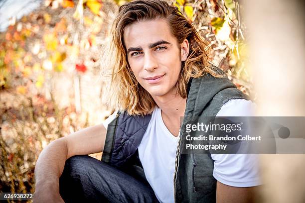 8,131 Long Hair Male Models Photos and Premium High Res Pictures - Getty  Images