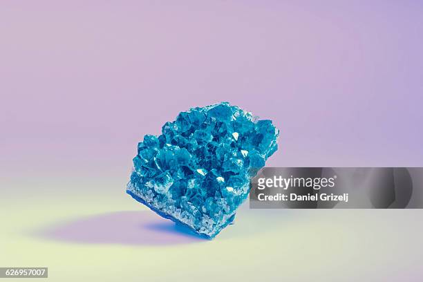minerals and crystals - crystals stock-fotos und bilder