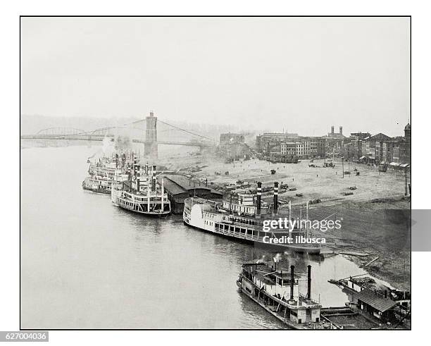 antike fotografie des ohio river in cincinnati - ohio river stock-grafiken, -clipart, -cartoons und -symbole