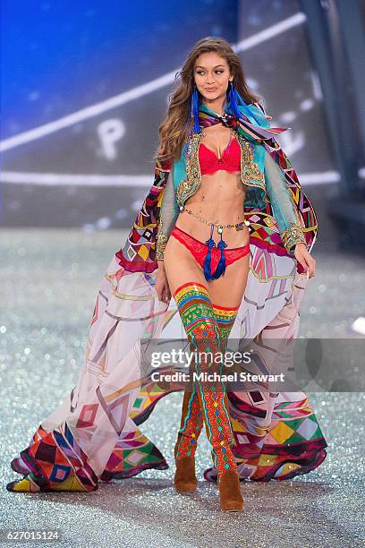 Model Gigi Hadid walks the runway during the 2016 Victoria's Secret Fashion Show at Le Grand Palais in Paris on November 30, 2016 in Paris, France.