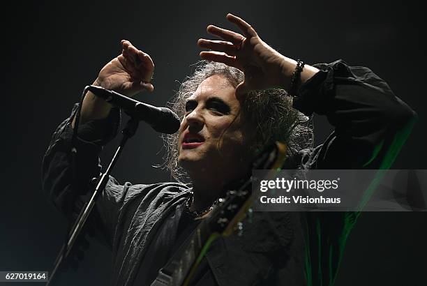 Robert Smith of The Cure performs at the Manchester Arena on November 29, 2016 in Manchester, England.