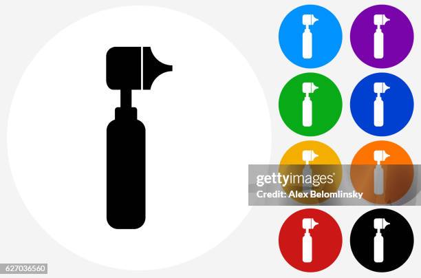 illustrazioni stock, clip art, cartoni animati e icone di tendenza di icona otoscope sui pulsanti cerchio colore piatto - otoscope