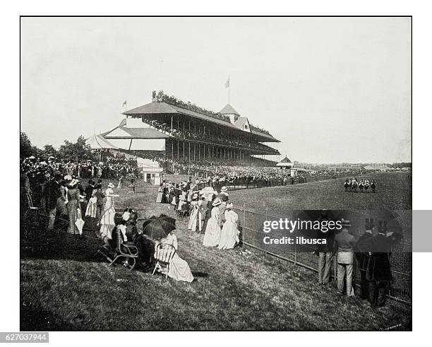 illustrations, cliparts, dessins animés et icônes de photographie antique du derby horserace à chicago - chapeau melon