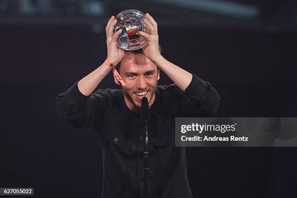Clueso wins the 1Live Krone at Jahrhunderthalle on December 1, 2016 in Bochum, Germany.