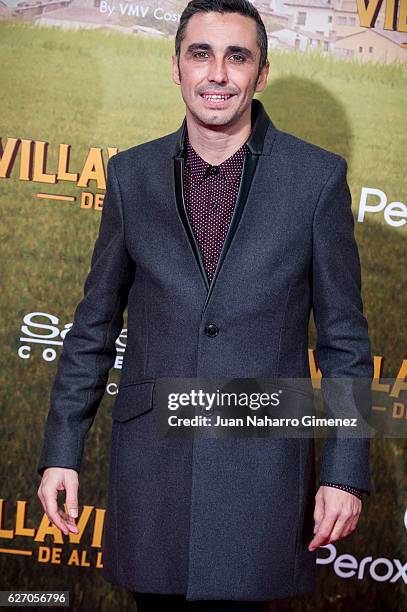 Canco Rodriguez attends 'Villaviciosa De Al Lado' premiere at Capitol Cinema on December 1, 2016 in Madrid, Spain.