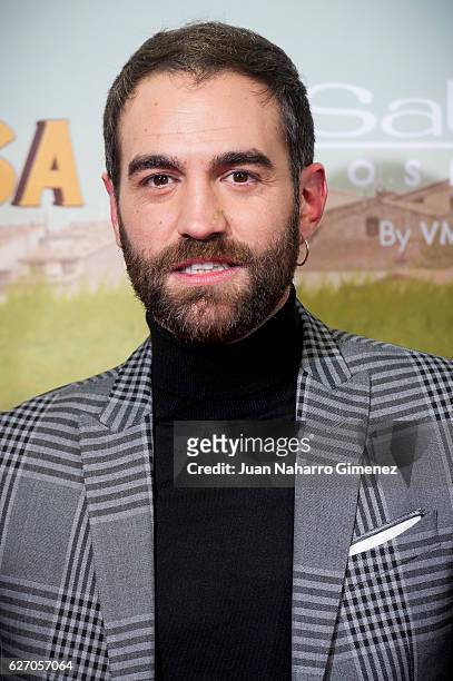 Jon Plazaola attends 'Villaviciosa De Al Lado' premiere at Capitol Cinema on December 1, 2016 in Madrid, Spain.