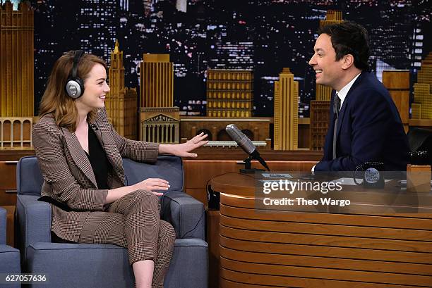 Emma Stone Visits "The Tonight Show Starring Jimmy Fallon" at Rockefeller Center on December 1, 2016 in New York City.