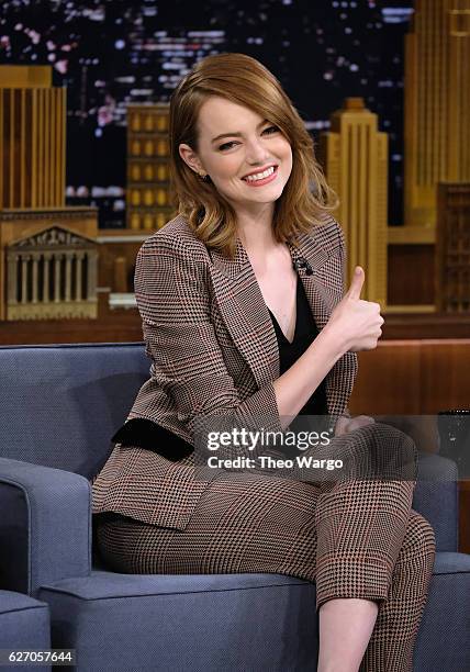 Emma Stone Visits "The Tonight Show Starring Jimmy Fallon" at Rockefeller Center on December 1, 2016 in New York City.