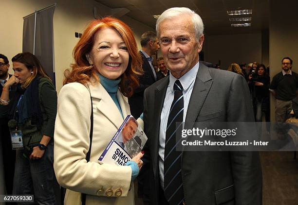 Former FC Internazionale coach Luigi Simoni and Bedy Moratti during a press conference to present his biography 'Simoni si nasce. Tre vite per il...