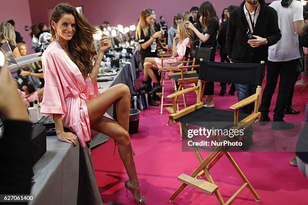 Izabel Goulart prepare the backstage prior to the Victoria's Secret Fashion Show on November 30, 2016 in Paris, France.