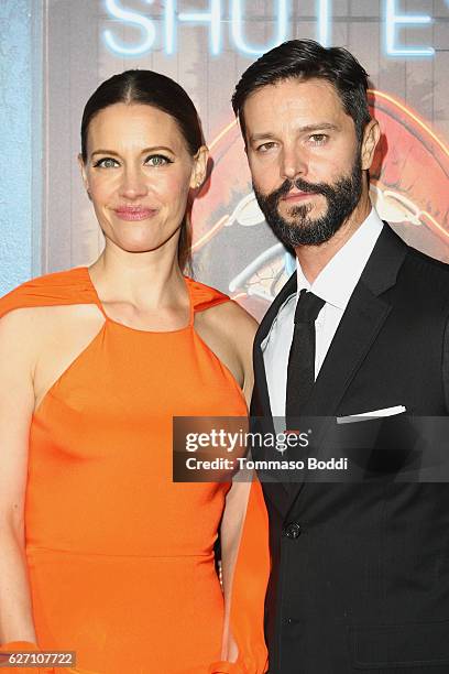 KaDee Strickland and Jason Behr attend the premiere of Hulu's "Shut Eye" at ArcLight Hollywood on December 1, 2016 in Hollywood, California.