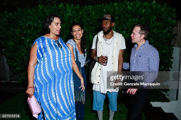 Isabel Celeste, Rosario Dawson, Mos Def and Alan Rish at the Cocktails and Dinner to Celebrate the Release of Matthew Chevallard from Del Toro x The...