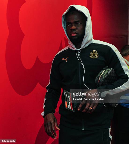 Cheick Tiote of Newcastle United arrives prior to kick off of the Sky Bet Championship match between Nottingham Forest and Newcastle United at City...