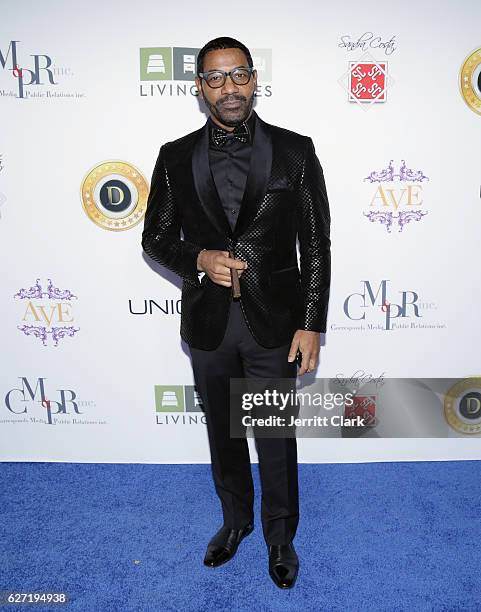 Recording Artist Keith Washington attends A "Mary" Christmas Party at The Albert Elkouby Estate on December 1, 2016 in Beverly Hills, California.