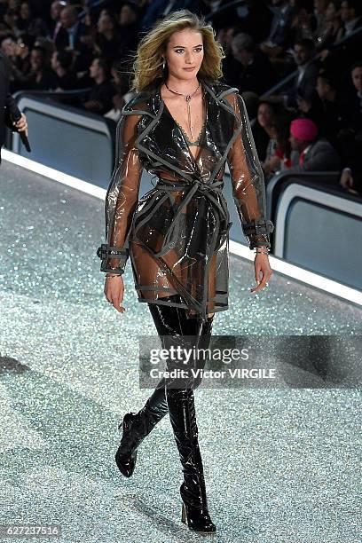 Sanne Vloet walks the runway during the 2016 Victoria's Secret Fashion Show on November 30, 2016 in Paris, France.