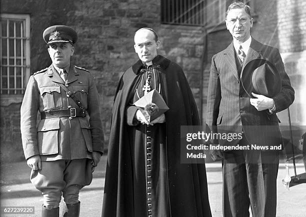 Éamon de Valera and Archbishop McQuaid. Date and location unknown. .
