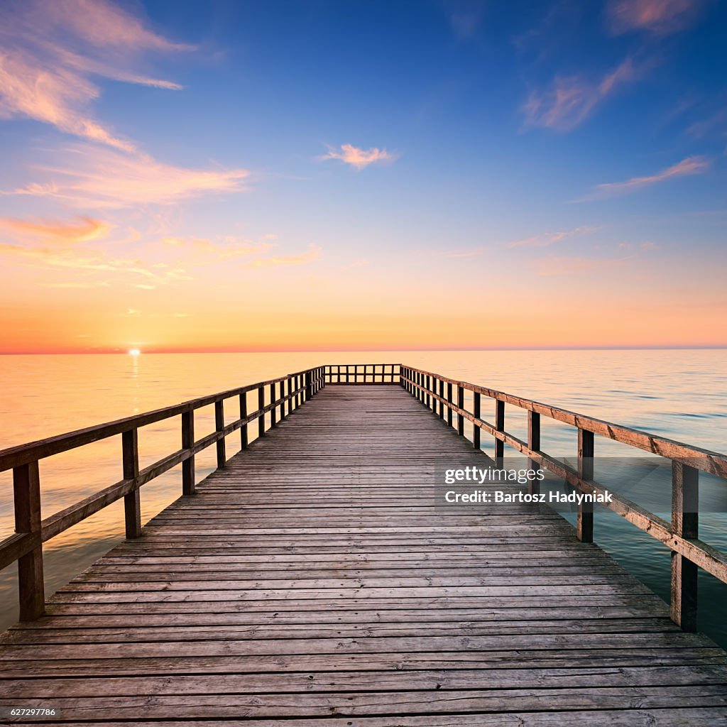 Sunset Jetty Rides Jetty At Sunset High-Res Stock Photo - Getty Images