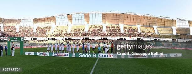 Team of AS Bari and Team of US Salernitana FC prior the Serie B match between AS Bari and US Salernitana FC at Stadio San Nicola on December 3, 2016...