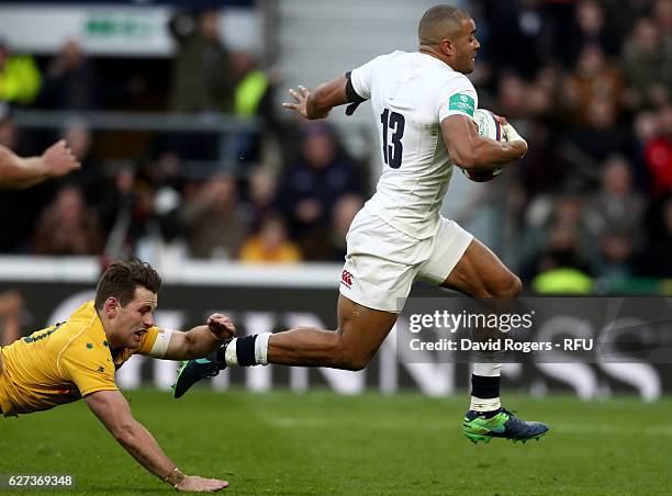 Jonathan Joseph of England scores his sides first try during the Old Mutual Wealth Series match between England and Australia at Twickenham Stadium...