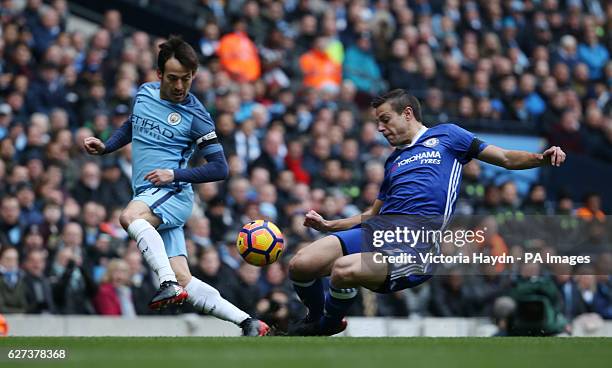 Manchester City's David Silva and Chelsea's Cesar Azpilicueta in action