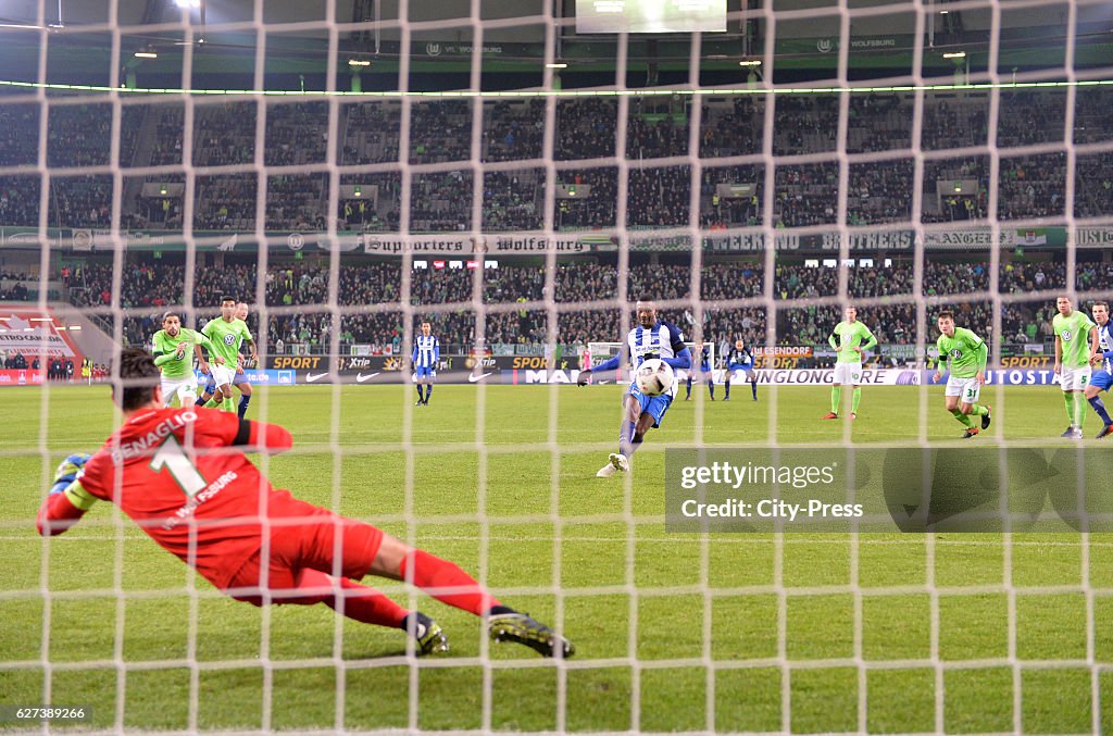 VfL Wolfsburg v Hertha BSC - 1 Bundesliga