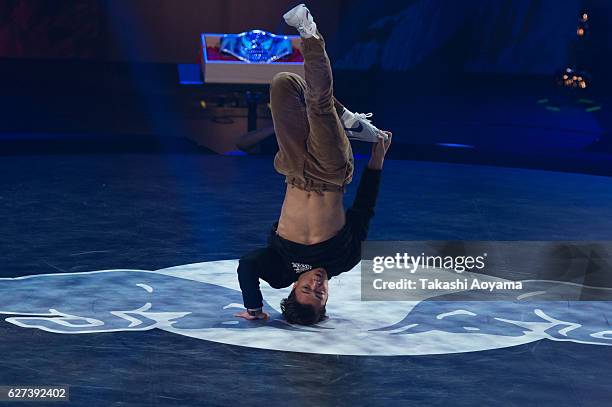 Issei of Japan competes against Soso of France during the Red Bull BC One World Final Japan 2016 at the Aichi Prefectural Gymnasium on December 3,...