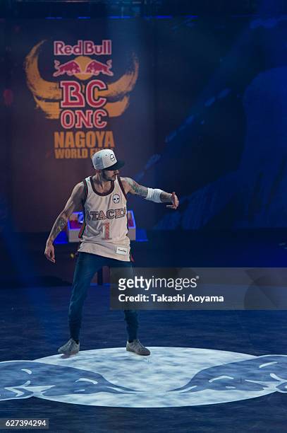 Benstacks of USA competes against Sunni of United Kingdom during the Red Bull BC One World Final Japan 2016 at the Aichi Prefectural Gymnasium on...